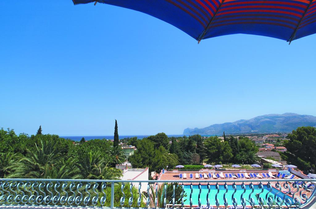 Hotel Azzolini Villagrazia Di Carini Exteriér fotografie