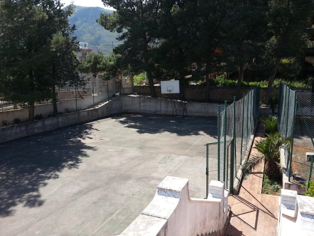 Hotel Azzolini Villagrazia Di Carini Exteriér fotografie